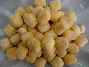 Tangy lemon chewy bonbons